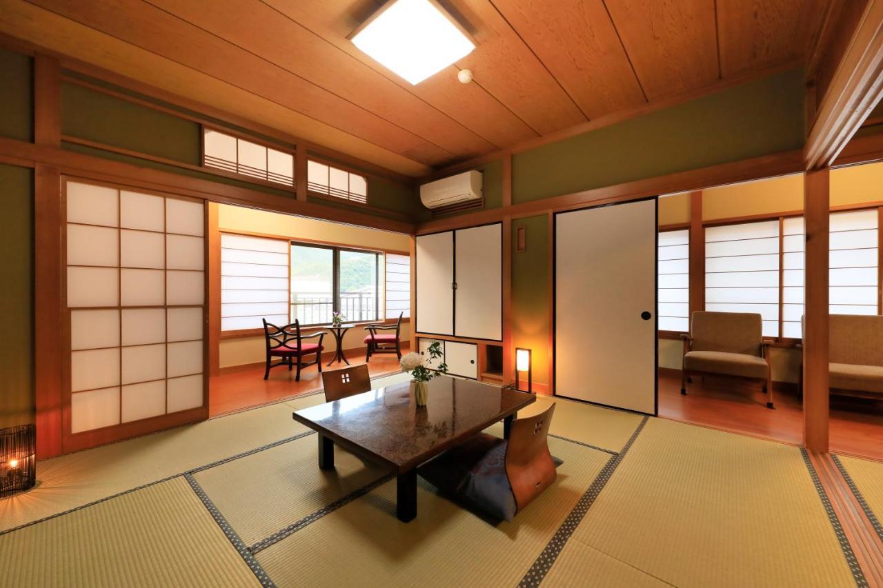 Hotel Yugawara Fuga Extérieur photo