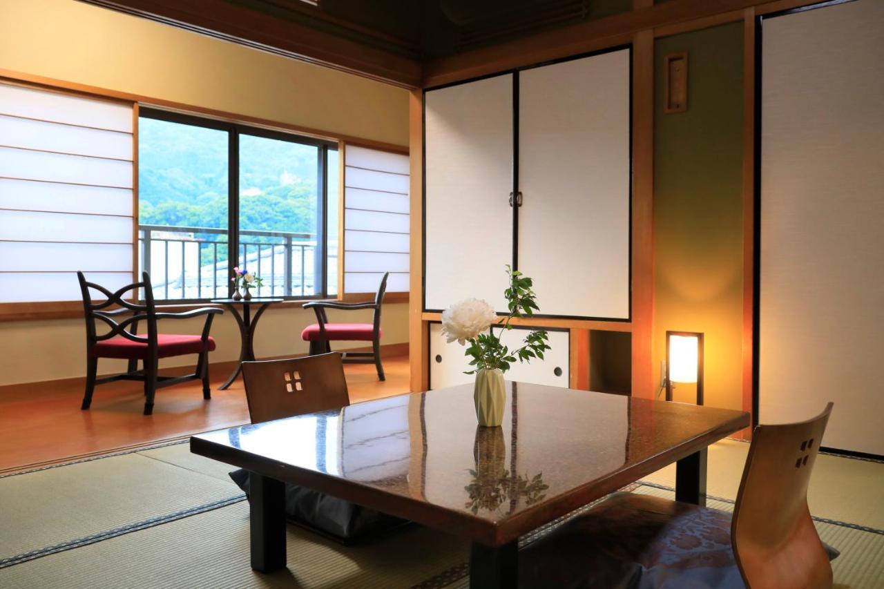 Hotel Yugawara Fuga Extérieur photo