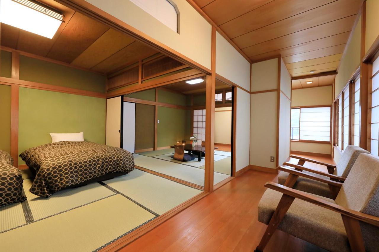Hotel Yugawara Fuga Extérieur photo